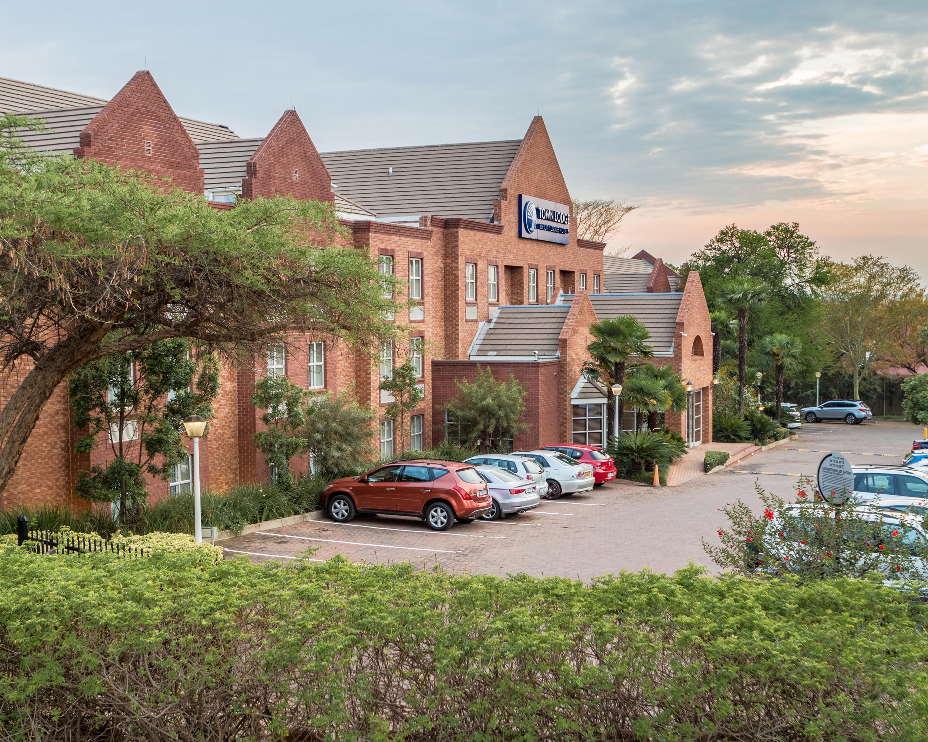 Town Lodge Menlo Park Претория Екстериор снимка