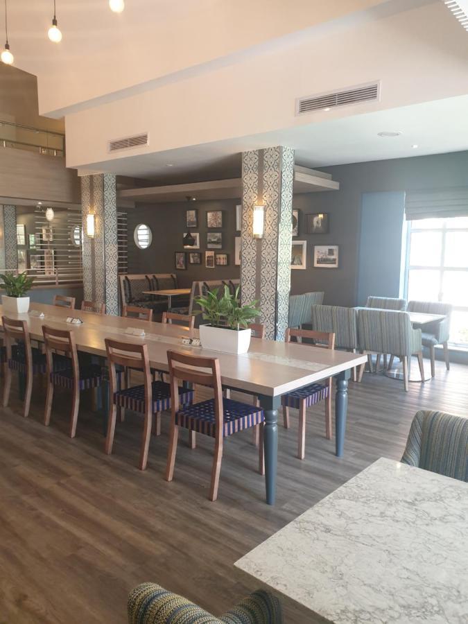 Town Lodge Menlo Park Претория Екстериор снимка
