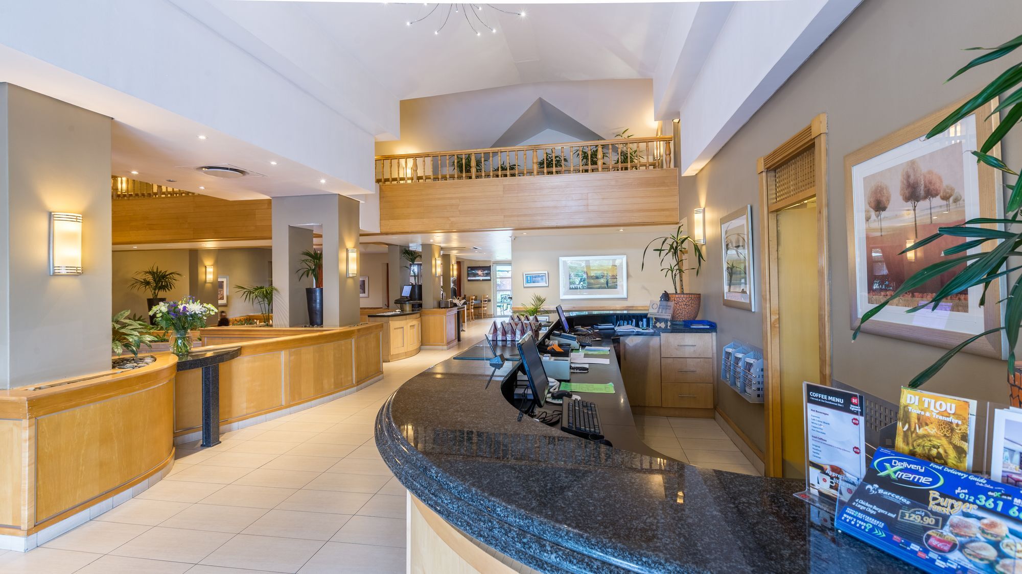 Town Lodge Menlo Park Претория Екстериор снимка